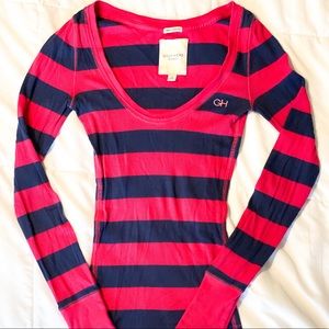 Gilly Hicks - women long sleeve scoop neck shirt - size small - navy and pink